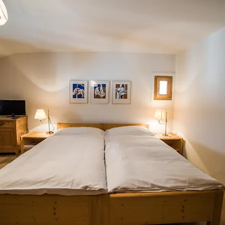 Chesa Michel Apartment *