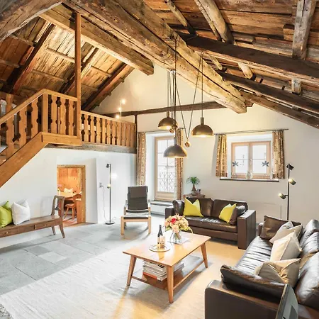 Chesa Michel Apartman *