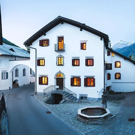 Chesa Michel Apartmán Bever