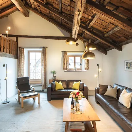 Chesa Michel Apartmán *