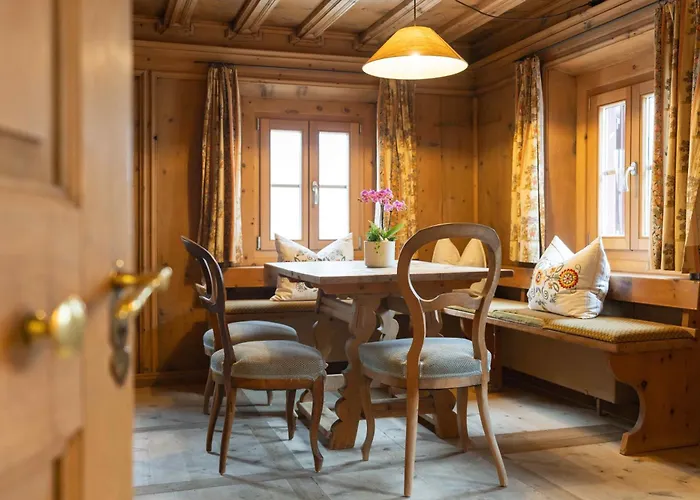 Chesa Michel Apartman *