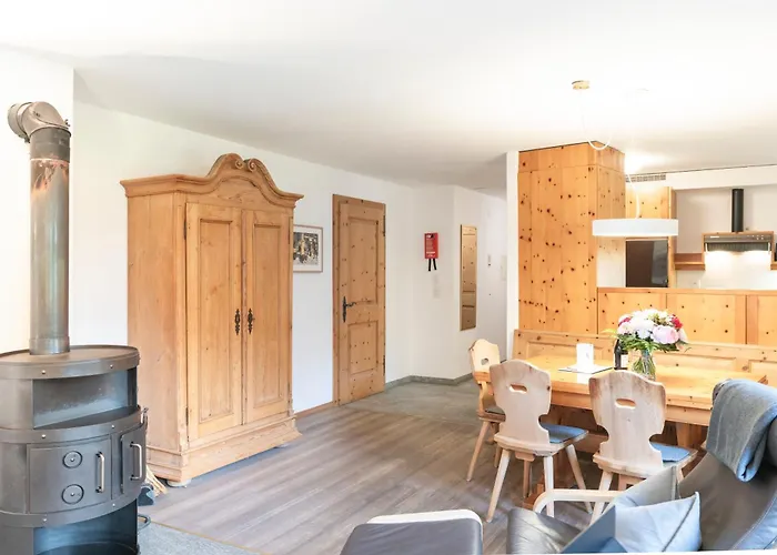 Chesa Michel Apartment *