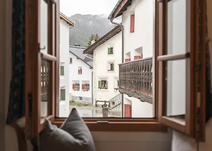 Chesa Michel Apartman *