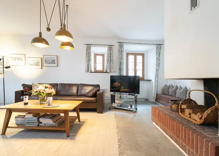 Chesa Michel Apartman *