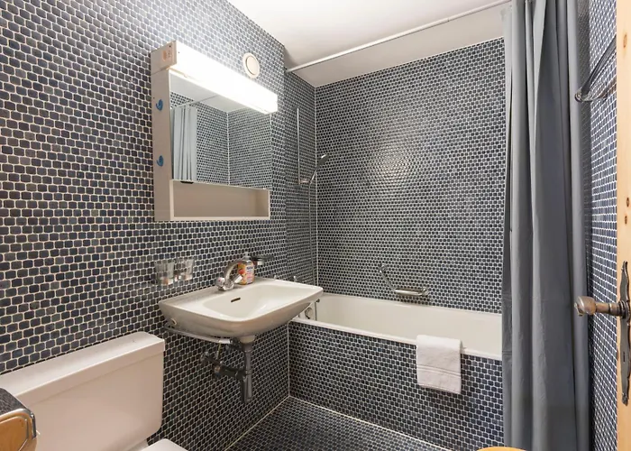 Chesa Michel Apartman *